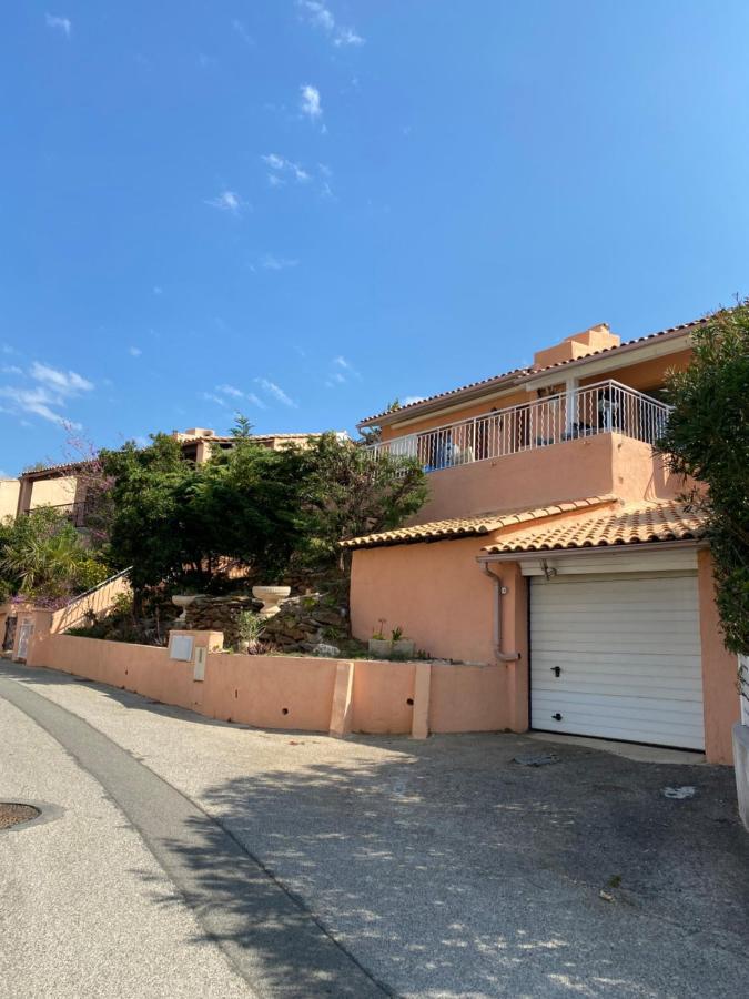 Villa Mit Grossartigem Panoramablick Auf Das Meer Und Direkt Am Pool La Croix-Valmer Buitenkant foto